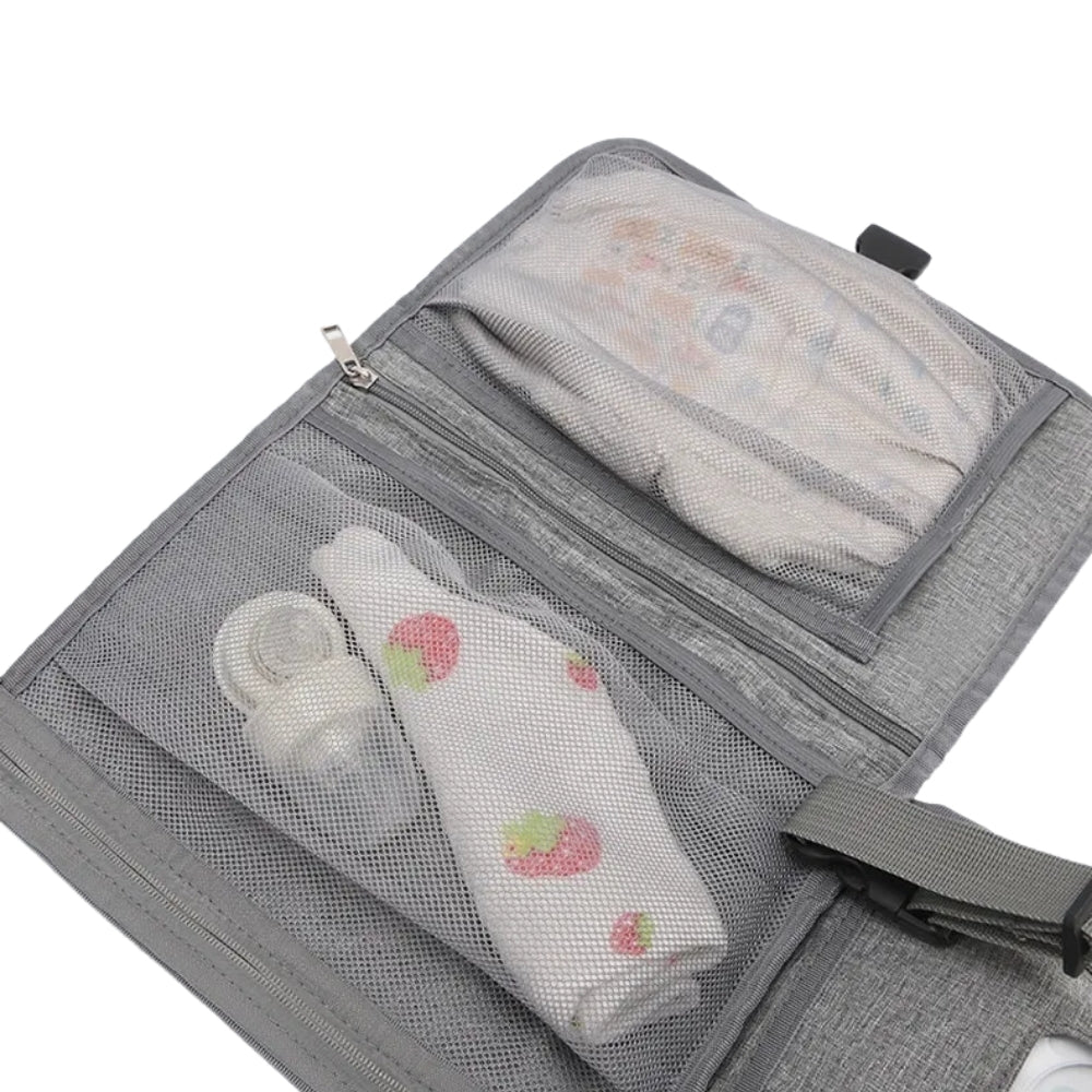 Klein Helden - Faltbare Wickelunterlage mit Umhängegurt